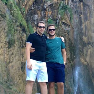 Meet your Posher, Heath